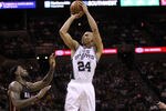 SAN ANTONIO, TX - MARCH 04:  Guard Richard Jefferson #24 of the San Antonio Spurs takes a shot against LeBron James #6 of the Miami Heat at AT&T Center on March 4, 2011 in San Antonio, Texas.   NOTE TO USER: User expressly acknowledges and agrees that, by downloading and or using this photograph, User is consenting to the terms and conditions of the Getty Images License Agreement.  (Photo by Ronald Martinez/Getty Images)