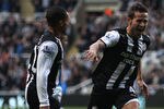 NEWCASTLE UPON TYNE, ENGLAND - OCTOBER 22:  Yohan Cabaye of Newcastle United celebrates after scoring the first goal during the Barclays Premier League match between Newcastle United and Wigan Athletic at St James' Park on October 22, 2011 in Newcastle upon Tyne, England.  (Photo by Clive Brunskill/Getty Images)