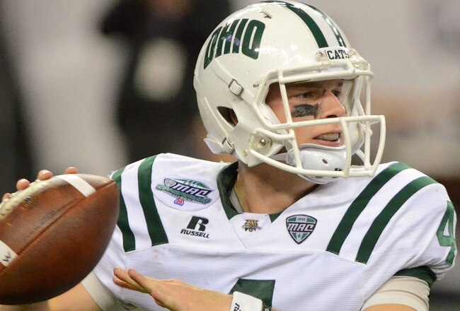 DETROIT, MI - DECEMBER 02:  Tyler Tettleton #4 of the Ohio Bobcats looks to throw a pass in the second quarter of the MAC Championship game against the Northern Illinois Huskies at Ford Field on December 2, 2011 in Detroit, Michigan. The Huskies defeated the Bobcats 23-20.  (Photo by Mark A. Cunningham/Getty Images)