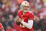 SAN FRANCISCO, CA - NOVEMBER 20:  Alex Smith #11 of the San Francisco 49ers in action against the Arizona Cardinals at Candlestick Park on November 20, 2011 in San Francisco, California.  (Photo by Ezra Shaw/Getty Images)