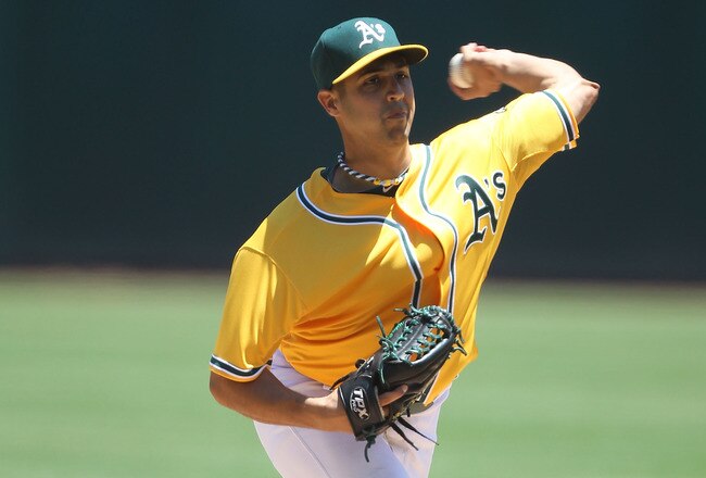 OAKLAND, CA - JUNE 16:  Gio Gonzalez #47 of the Oakland Athletics pitches against the Kansas City Royals at the Oakland-Alameda County Coliseum on June 16, 2011 in Oakland, California.  (Photo by Jed Jacobsohn/Getty Images)