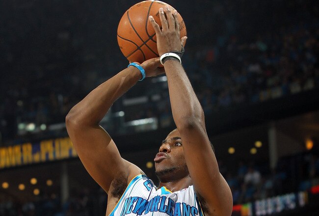 NEW ORLEANS, LA - APRIL 28:  Guard Chris Paul #3 of the New Orleans Hornets takes a shot against the Los Angeles Lakers in Game Six of the Western Conference Quarterfinals in the 2011 NBA Playoffs on April 28, 2011 at New Orleans Arena in New Orleans, Louisiana.  NOTE TO USER: User expressly acknowledges and agrees that, by downloading and or using this photograph, User is consenting to the terms and conditions of the Getty Images License Agreement.  (Photo by Ronald Martinez/Getty Images)