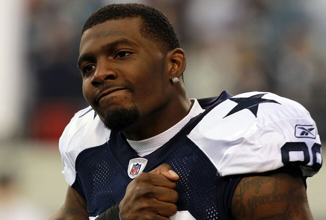 ARLINGTON, TX - NOVEMBER 24:   Dez Bryant #88 of the Dallas Cowboys during the Thanksgiving Day game at Cowboys Stadium on November 24, 2011 in Arlington, Texas.  (Photo by Ronald Martinez/Getty Images)