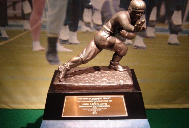 Cappelletti_heisman_trophy-1024x768_crop_650x440