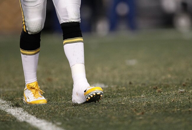 PITTSBURGH, PA - DECEMBER 08:  Ben Roethlisberger #7 of the Pittsburgh Steelers has his left ankle taped up following his return in the second half against the Cleveland Browns during the game on December 8, 2011 at Heinz Field in Pittsburgh, Pennsylvania. Roethlisberger was diagnosed with a high ankle sprain. (Photo by Jared Wickerham/Getty Images)