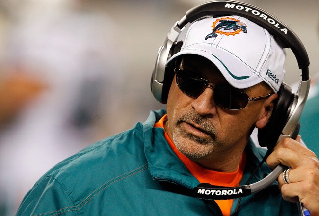 ARLINGTON, TX - NOVEMBER 24:  Head coach Tony Sparano of the Miami Dolphins leads his team against the Dallas Cowboys during the Thanksgiving Day game at Cowboys Stadium on November 24, 2011 in Arlington, Texas.  (Photo by Tom Pennington/Getty Images)