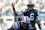 EAST RUTHERFORD, NJ - DECEMBER 11:  Mark Sanchez #6 of the New York Jets calls a play during a game against the Kansas City Chiefs at MetLife Stadium on December 11, 2011 in East Rutherford, New Jersey.  (Photo by Jeff Zelevansky/Getty Images)