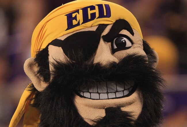 CHARLOTTE, NC - SEPTEMBER 03:  The East Carolina Pirates mascot during their game against the South Carolina Gamecocks at Bank of America Stadium on September 3, 2011 in Charlotte, North Carolina.  (Photo by Streeter Lecka/Getty Images)