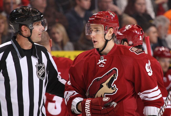 GLENDALE, AZ - DECEMBER 03:  Kyle Turris #91 of the Phoenix Coyotes during the NHL game against the Philadelphia Flyers at Jobing.com Arena on December 3, 2011 in Glendale, Arizona. The Flyers defeated the Coyotes 4-2.  (Photo by Christian Petersen/Getty Images)