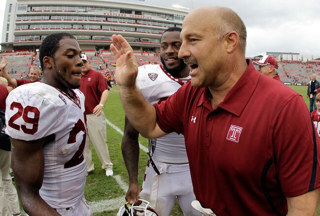 COLLEGE PARK, MD - SEPTEMBER 24:  Head coach Steve Addazio of the Temple Owls celebrates the Owls win over the Maryland Terrapins with players Kenneth Harper #29 and Bernard Pierce #30 (R) at Byrd Stadium on September 24, 2011 in College Park, Maryland.  (Photo by Rob Carr/Getty Images)