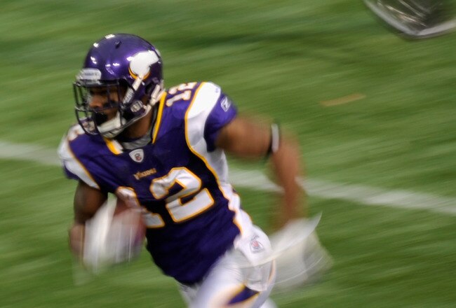 MINNEAPOLIS, MN - DECEMBER 4: Percy Harvin #12 of the Minnesota Vikings carries the ball during the game against the Denver Broncos on December 4, 2011 at Mall of America Field at the Hubert H. Humphrey Metrodome in Minneapolis, Minnesota. (Photo by Hannah Foslien/Getty Images)