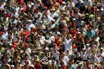 Crowd_crop_150x100