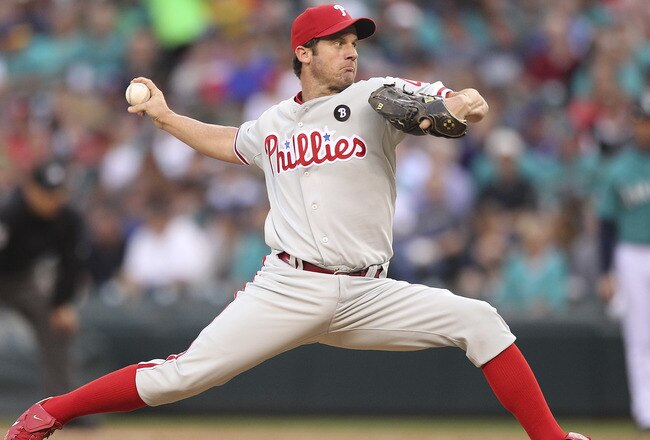 SEATTLE - JUNE 17:  Starting pitcher Roy Oswalt #44 of the Philadelphia Phillies throws against the Seattle Mariners at Safeco Field on June 17, 2011 in Seattle, Washington. (Photo by Otto Greule Jr/Getty Images)