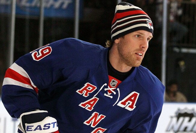 NEW YORK, NY - DECEMBER 23:  Brad Richards #19 of the New York Rangers skates before the game against the Philadelphia Flyers on December 23, 2011 at Madison Square Garden in New York City.  (Photo by Jim McIsaac/Getty Images)