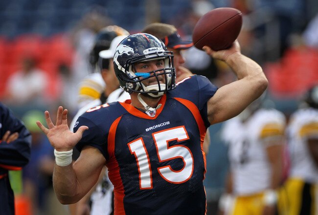 DENVER - AUGUST 29:  Quarterback Tim Tebow #15 of the Denver Broncos warms up prior to facing the Pittsburgh Steelers during preseason NFL action at INVESCO Field at Mile High on August 29, 2010 in Denver, Colorado.  (Photo by Doug Pensinger/Getty Images)