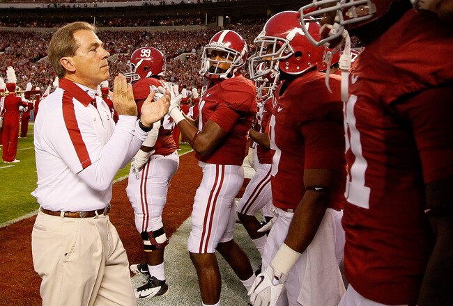TUSCALOOSA, AL - OCTOBER 22:  Head coach Nick Saban of the Alabama Crimson Tide leads his team on the field to face the Tennessee Volunteers at Bryant-Denny Stadium on October 22, 2011 in Tuscaloosa, Alabama.  (Photo by Kevin C. Cox/Getty Images)