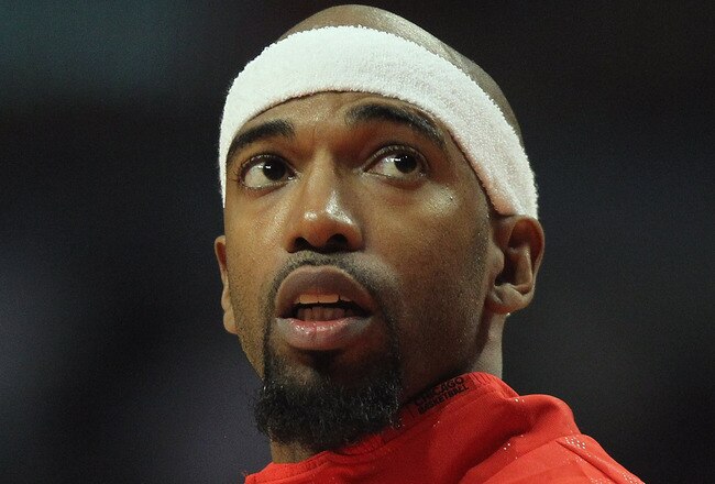CHICAGO, IL - DECEMBER 20: Richard Hamilton #32 of the Chicago Bulls participates in warm-ups before a preseason game against the Indiana Pacers at the United Center on December 20, 2011 in Chicago, Illinois. The Bulls defeated the Pacers 93-85. NOTE TO USER: User expressly acknowledges and agrees that, by downloading and or using this photograph, User is consenting to the terms and conditions of the Getty Images License Agreement. (Photo by Jonathan Daniel/Getty Images)