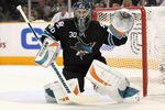 SAN JOSE, CA - APRIL 23:  Antero Niittymaki #30 of the San Jose Sharks in action against the Los Angeles Kings in game five of the Western Conference Quarterfinals during the 2011 NHL Stanley Cup Playoffs at HP Pavilion on April 23, 2011 in San Jose, California.  (Photo by Ezra Shaw/Getty Images)