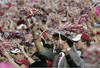 Fans_crop_100x68