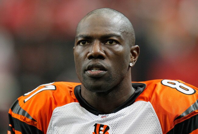 ATLANTA - OCTOBER 24:  Terrell Owens #81 of the Cincinnati Bengals against the Atlanta Falcons at Georgia Dome on October 24, 2010 in Atlanta, Georgia.  (Photo by Kevin C. Cox/Getty Images)