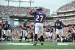 BALTIMORE - NOVEMBER 20:  Ray Rice #27 of the Baltimore Ravens celebrates a touchdown against the Cincinnati Bengals at M&T Bank Stadium on November 20, 2011 in Baltimore, Maryland. The Ravens defeated the Bengals 31-24. (Photo by Larry French/Getty Images)