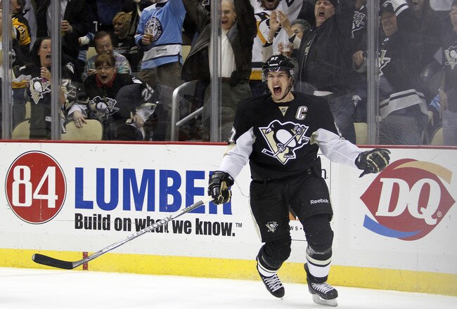 PITTSBURGH, PA - NOVEMBER 21:  Sidney Crosby #87 of the Pittsburgh Penguins celebrates his first period goal against the New York Islanders during the game at Consol Energy Center on November 21, 2011 in Pittsburgh, Pennsylvania.  (Photo by Justin K. Aller/Getty Images)