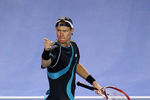 MELBOURNE, AUSTRALIA - JANUARY 18:  Lleyton Hewitt of Australia gestures his first round match against David Nalbandian of Argentina during day two of the 2011 Australian Open at Melbourne Park on January 18, 2011 in Melbourne, Australia.  (Photo by Julian Finney/Getty Images)