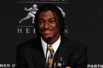 NEW YORK, NY - DECEMBER 10:  Heisman Trophy finalist Robert Griffin III of the Baylor Bears speaks during a press conference at The New York Marriott Marquis on December 10, 2011 in New York City.  (Photo by Jeff Zelevansky/Getty Images)