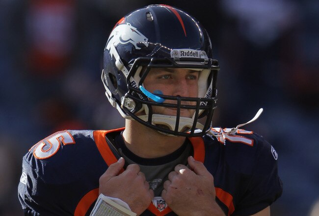 DENVER, CO - JANUARY 01:  Quarterback Tim Tebow #15 of the Denver Broncos warms up prior to facing the Kansas City Chiefs at Sports Authority Field at Mile High on January 1, 2012 in Denver, Colorado.  (Photo by Doug Pensinger/Getty Images)