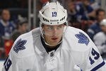 SUNRISE, FL - DECEMBER 27: Joffrey Lupul #19 of the Toronto Maple Leafs prepares for a face off against the Florida Panthers on December 27, 2011 at the BankAtlantic Center in Sunrise, Florida. The Panthers defeated the Maple Leafs 5-3. (Photo by Joel Auerbach/Getty Images)