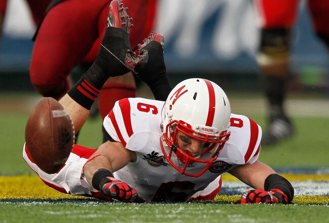 ORLANDO, FL - JANUARY 02: Tim Marlowe #6 of the Nebraska Cornhuskers misses a catch during the Capitol One Bowl against the South Carolina Gamecocks at Florida Citrus Bowl on January 2, 2012 in Orlando, Florida.  (Photo by Mike Ehrmann/Getty Images)