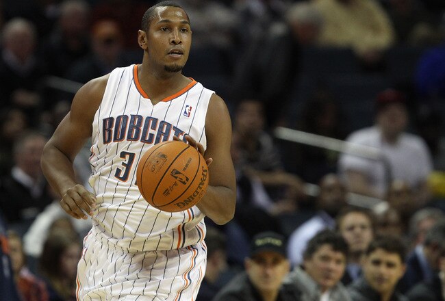 CHARLOTTE, NC - NOVEMBER 08:  Boris Diaw #32 of the Charlotte Bobcats against the San Antonio Spurs during their game at Time Warner Cable Arena on November 8, 2010 in Charlotte, North Carolina.  NOTE TO USER: User expressly acknowledges and agrees that, by downloading and/or using this Photograph, User is consenting to the terms and conditions of the Getty Images License Agreement.  (Photo by Streeter Lecka/Getty Images)