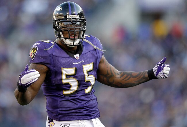BALTIMORE, MD - DECEMBER 11:  Terrell Suggs #55 of the Baltimore Ravens reacts to the crowd after a sack against the Indianapolis Colts at M&T Bank Stadium on December 11, 2011 in Baltimore, Maryland.  (Photo by Rob Carr/Getty Images)
