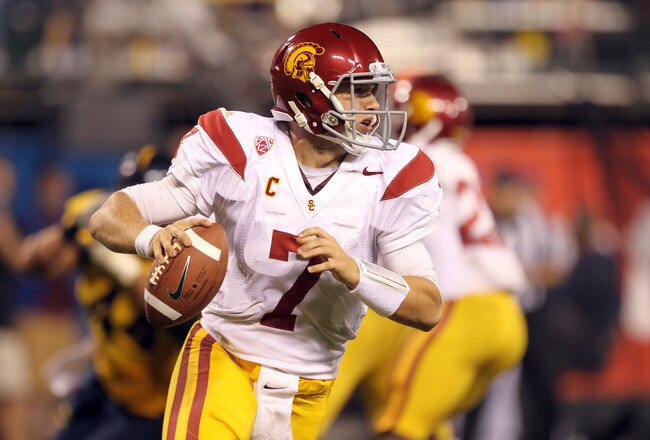 SAN FRANCISCO, CA - OCTOBER 13:  Matt Barkley #7 of the USC Trojans in action against the California Golden Bears at AT&T Park on October 13, 2011 in San Francisco, California.  (Photo by Ezra Shaw/Getty Images)