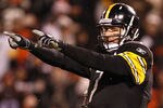 CLEVELAND, OH - JANUARY 01: Quarterback Ben Roethlisberger #7 of the Pittsburgh Steelers calls a play against the Cleveland Browns at Cleveland Browns Stadium on January 1, 2012 in Cleveland, Ohio. (Photo by Matt Sullivan/Getty Images)