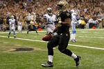 NEW ORLEANS, LA - DECEMBER 04:  Running back Darren Sproles #43 of the New Orleans Saints scores a touchdown against the Detroit Lions in the fourth quarter at Mercedes-Benz Superdome on December 4, 2011 in New Orleans, Louisiana.  (Photo by Chris Graythen/Getty Images)