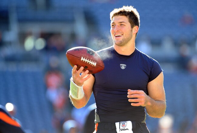 DENVER, CO - JANUARY 1: Tim Tebow #15 of the Denver Broncos warms up prior to the game against Kansas City Chiefs at Sports Authority Field at Mile High on January 1, 2012 in Denver, Colorado.  (Photo by Garrett W. Ellwood/Getty Images)