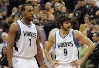 Derrick-williams-and-ricky-rubio-3470540b482872c7_original_crop_340x234