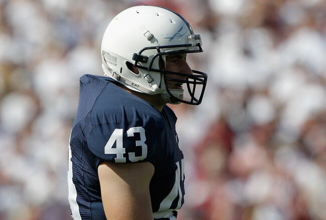 STATE COLLEGE, PA - SEPTEMBER 10: Mike Hull #43 of the Penn State Nittany Lions lines up against the Alabama Crimson Tide during the first half at Beaver Stadium on September 10, 2011 in State College, Pennsylvania.  (Photo by Rob Carr/Getty Images)
