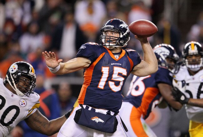 DENVER, CO - JANUARY 08:  Tim Tebow #15 of the Denver Broncos looks to pass against the Pittsburgh Steelers during the AFC Wild Card Playoff game at Sports Authority Field at Mile High on January 8, 2012 in Denver, Colorado.  (Photo by Jeff Gross/Getty Images)