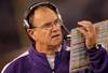 BALTIMORE - NOVEMBER 11:  Head coach Brian Billick of the Baltimore Ravens directs his team against the Cincinnati Bengals at M&T Bank Staduim on November 11, 2007 in Baltimore, Maryland. Cincinnati defeated Baltimore 21-7.  (Photo by Doug Pensinger/Getty Images)