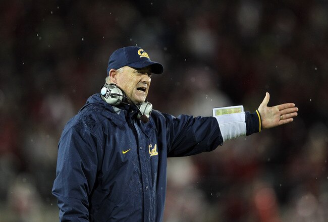 STANFORD, CA - NOVEMBER 19:  Head coach Jeff Tedford of the California Golden Bears walks the sidelines during their game against the Stanford Cardinal at Stanford Stadium on November 19, 2011 in Stanford, California.  (Photo by Ezra Shaw/Getty Images)
