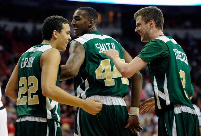 LAS VEGAS, NV - JANUARY 19:  Dorian Green #22, Greg Smith #44 and Wes Eikmeier #2 of the Colorado State Rams celebrate late in the team's 78-63 victory over the UNLV Rebels at the Thomas & Mack Center January 19, 2011 in Las Vegas, Nevada.  (Photo by Ethan Miller/Getty Images)