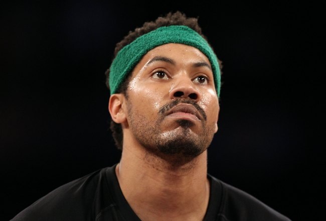 LOS ANGELES, CA - JUNE 17:  Rasheed Wallace #30 of the Boston Celtics warms up before Game Seven of the 2010 NBA Finals against the Los Angeles Lakers at Staples Center on June 17, 2010 in Los Angeles, California.  NOTE TO USER: User expressly acknowledges and agrees that, by downloading and/or using this Photograph, user is consenting to the terms and conditions of the Getty Images License Agreement.  (Photo by Christian Petersen/Getty Images)