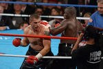 17 Nov 2001 : Sergei Liakhovich (L) and Friday Ahunanya exchange blows during the NABA heavyweight championship fight at the Mandalay Bay Resort & Casino in Las Vegas, Nevada. DIGITAL IMAGE. Mandatory Credit: Matthew Stockman/Allsport