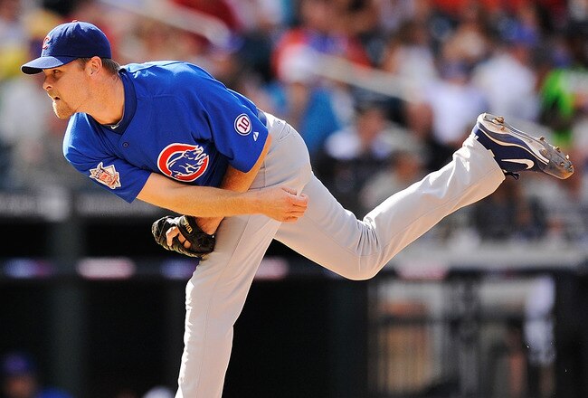 NEW YORK, NY - SEPTEMBER 10:  Kerry Wood #34 of the Chicago Cubs pitches against the New York Mets in the eight inning during a game at Citi Field on September 10, 2011 in the Flushing neighborhood of the Queens borough of New York City.  (Photo by Patrick McDermott/Getty Images)