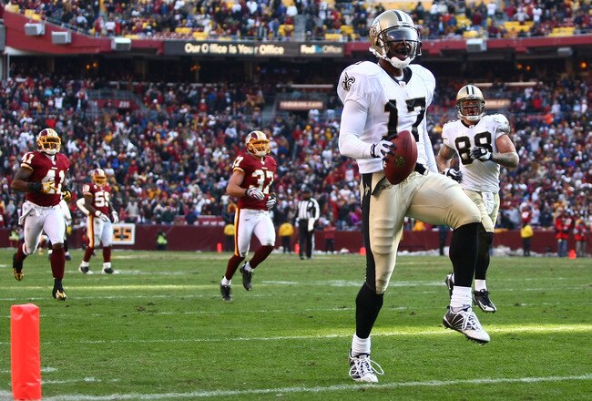 LANDOVER, MD - DECEMBER 06:  Robert Meachem #17 of the New Orleans Saints scores a touchdown against the Washington Redskins on December 6, 2009 at FedExField in Landover, Maryland.  (Photo by Chris McGrath/Getty Images)