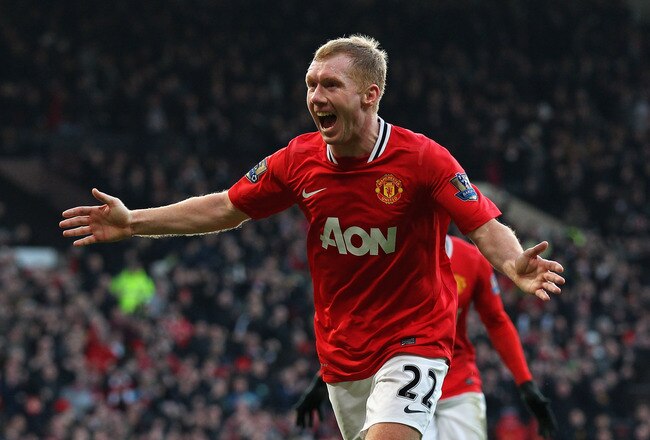 MANCHESTER, ENGLAND - JANUARY 14:  Paul Scholes of Manchester United celebrates after scoring the opening goal during the Barclays Premier League match between Manchester United and Bolton Wanderers at Old Trafford on January 14, 2012 in Manchester, England.  (Photo by Alex Livesey/Getty Images)