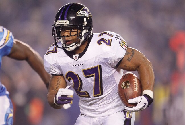 SAN DIEGO, CA - DECEMBER 18:  Ray Rice #27 of the Baltimore Ravens runs the ball against the San Diego Chargers at Qualcomm Stadium on December 18, 2011 in San Diego, California.  (Photo by Jeff Gross/Getty Images)