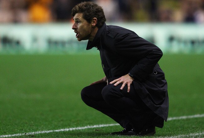 WOLVERHAMPTON, ENGLAND - JANUARY 02:  Andre Villas-Boas manager of Chelsea looks on during the Barclays Premier League match between Wolverhampton Wanderers and Chelsea at Molineux on January 2, 2012 in Wolverhampton, England.  (Photo by Richard Heathcote/Getty Images)